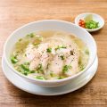 蒸し鶏のフォー / Rice noodles w/ Steamed chicken